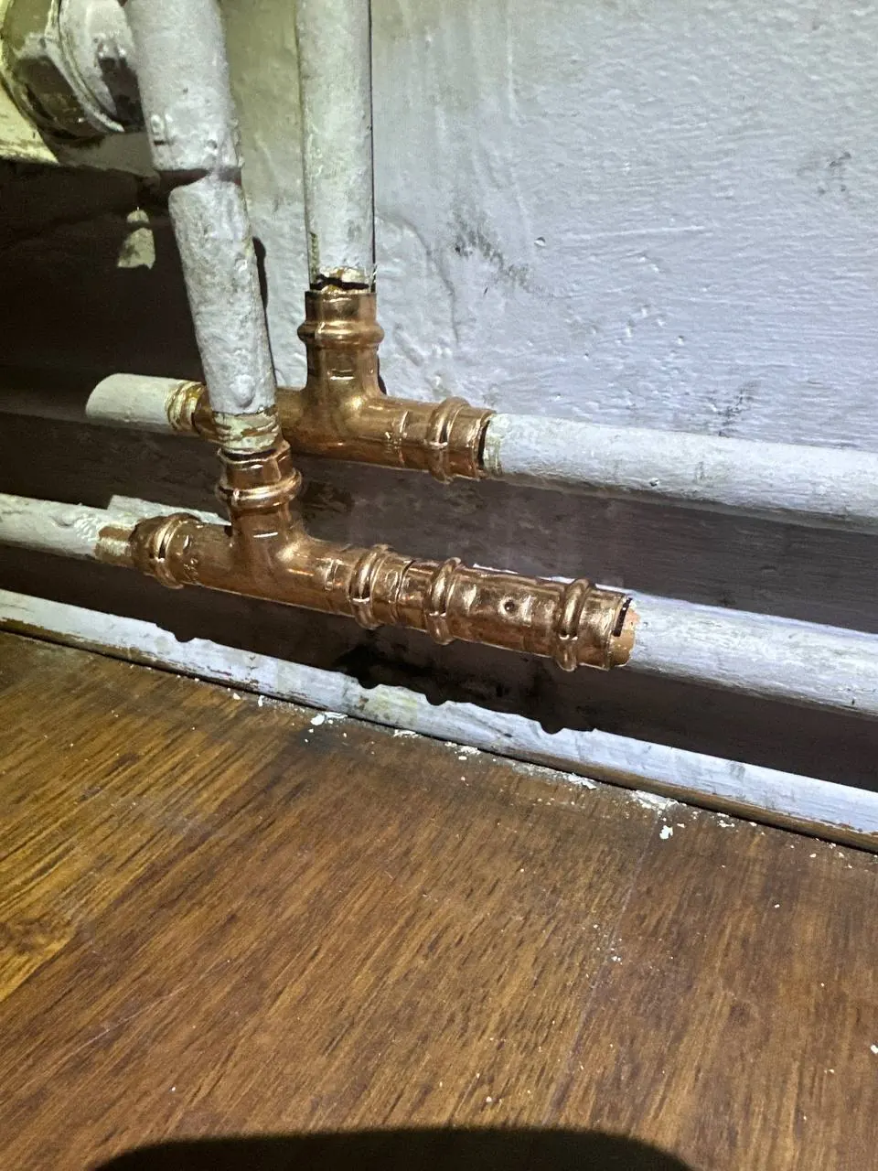 Naprawa rur miedzianych - Pogotowie hydrauliczne | HYDROUNO